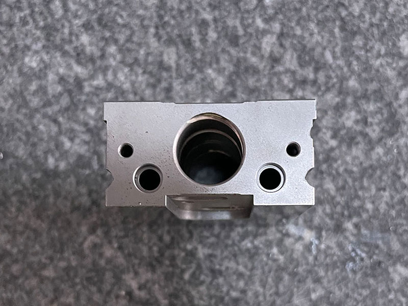 非標零（líng）部件加工定製